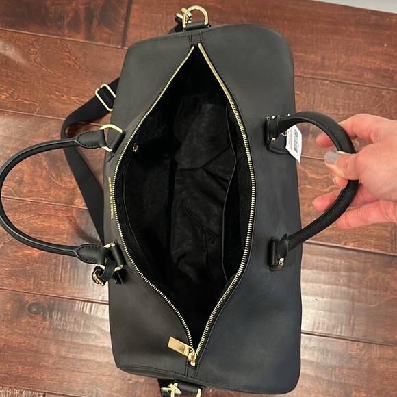 Micheal Kors black leather duffle bag - Picture 2 of 10